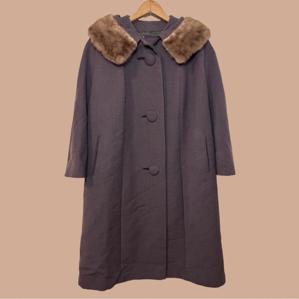 Stunning Vintage 60’s Metropolitan Fur Collar Swing Coat